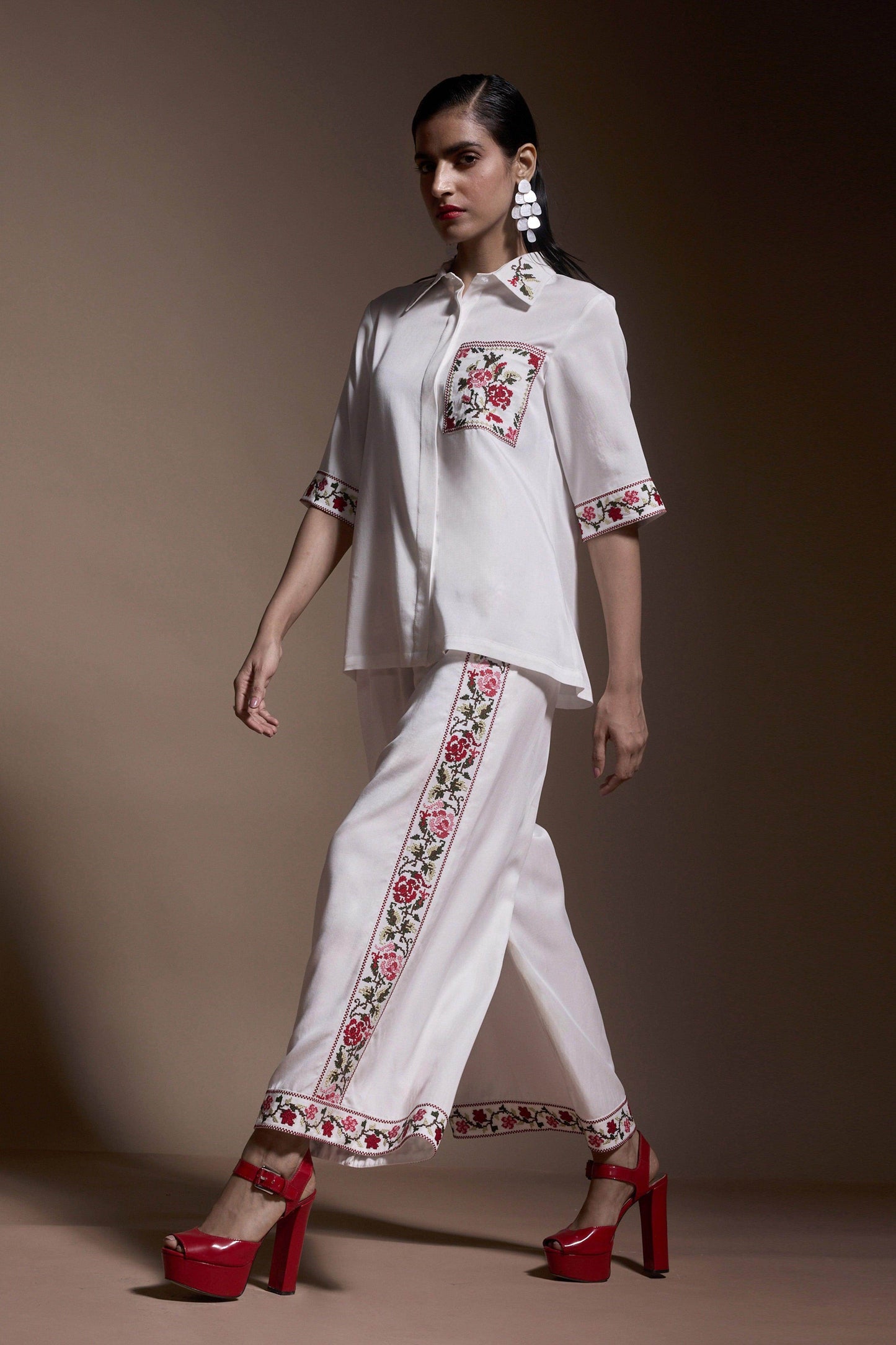 CROSS STITCH SET - dash and dot