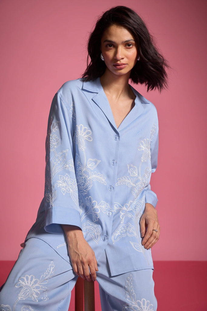 PLACEMENT EMBROIDERED SET - dash and dot dash and dot