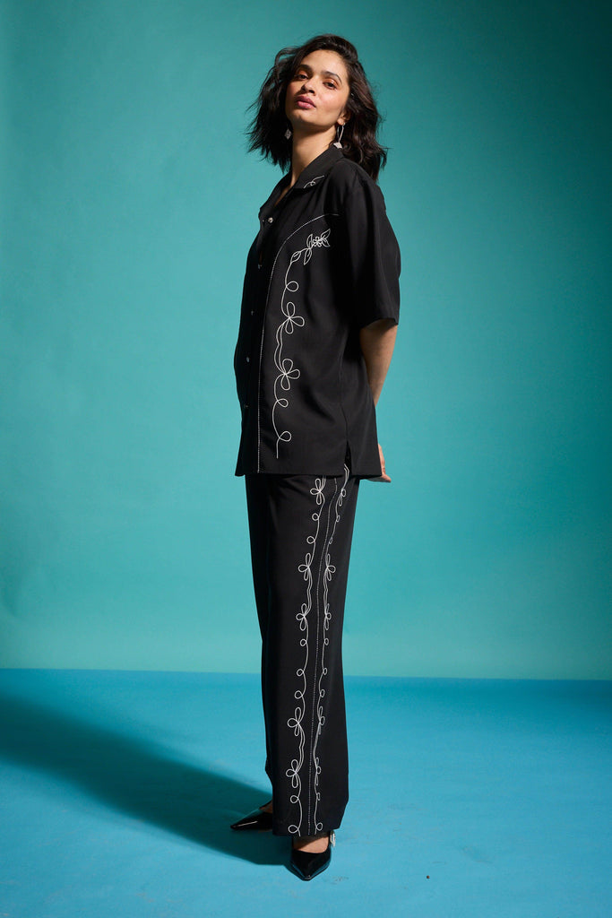 SALOON SET - dash and dot dash and dot