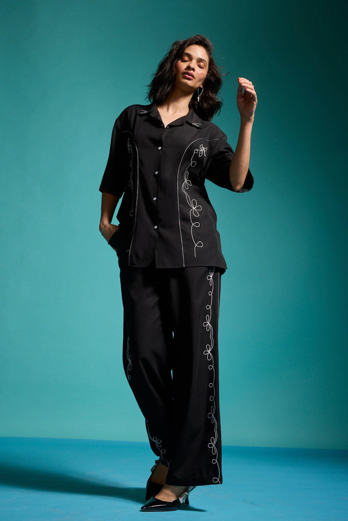 SALOON SET - dash and dot dash and dot