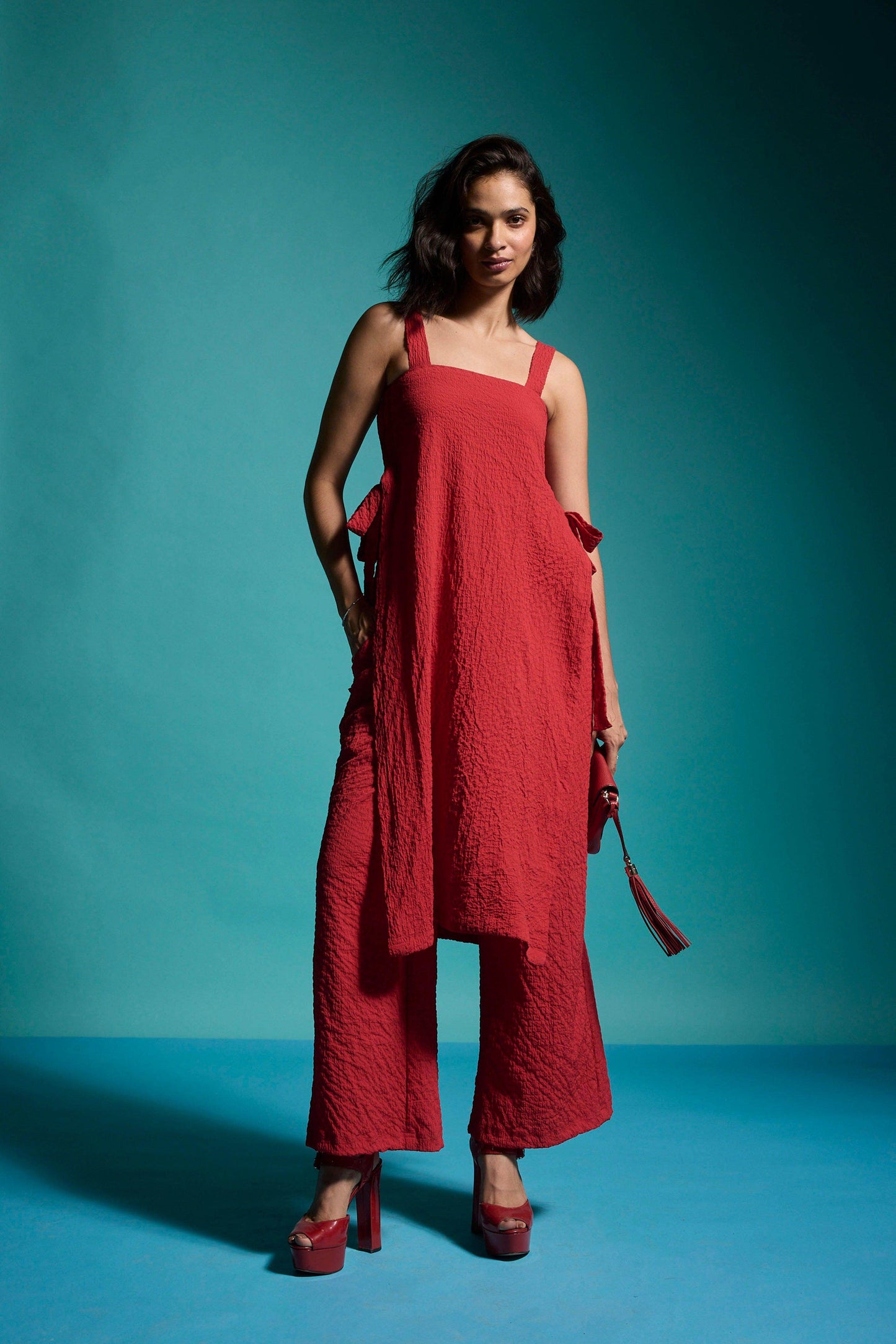 TEXTURED SIDE TIE SET - dash and dot