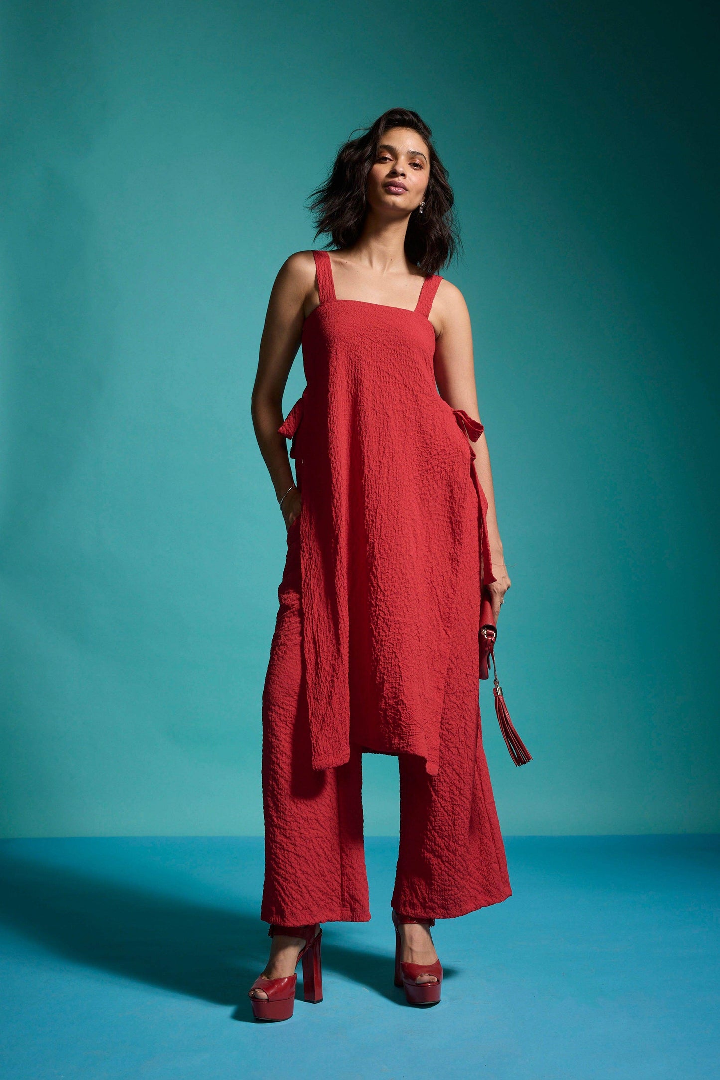 TEXTURED SIDE TIE SET - dash and dot