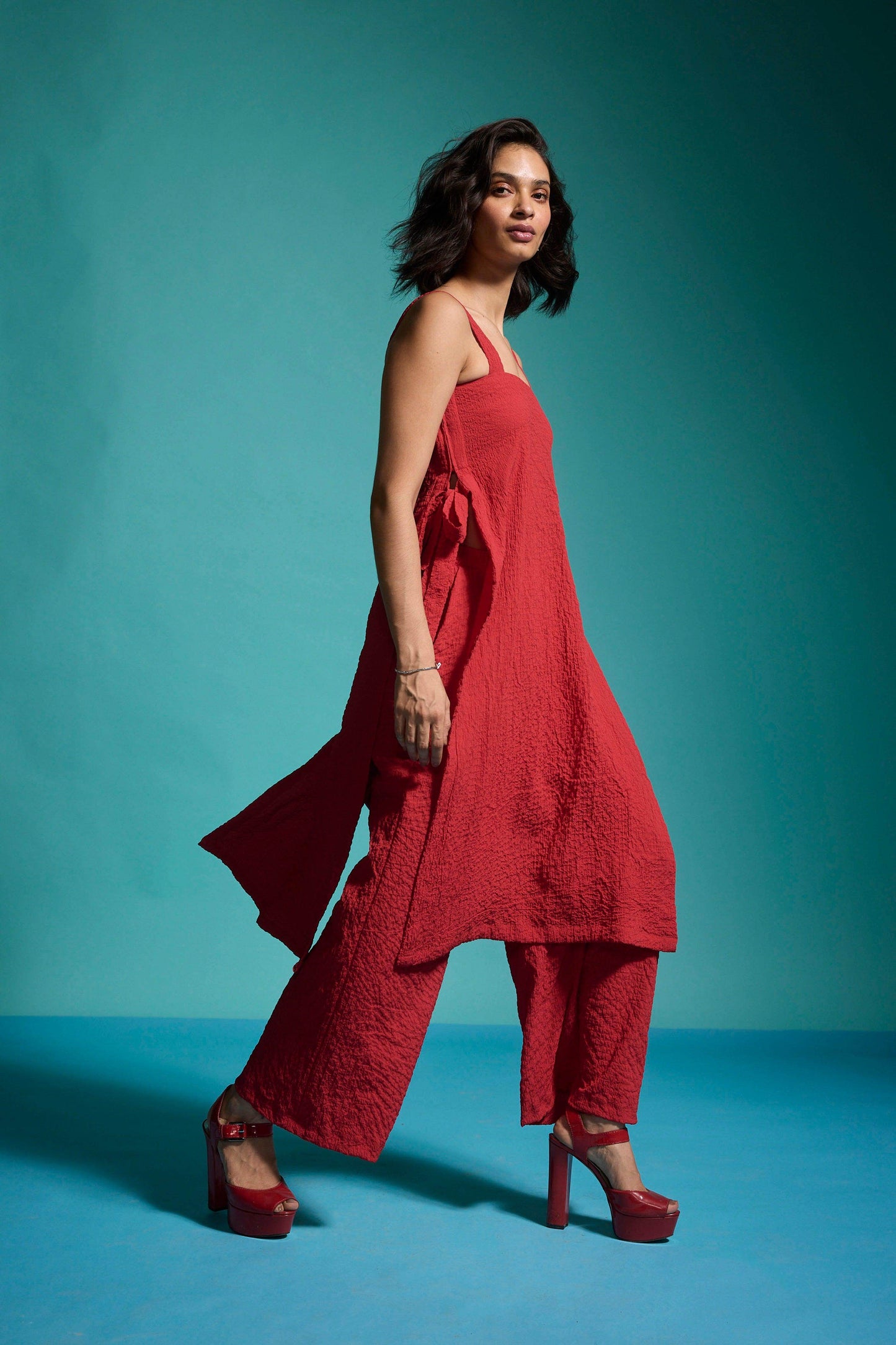 TEXTURED SIDE TIE SET - dash and dot