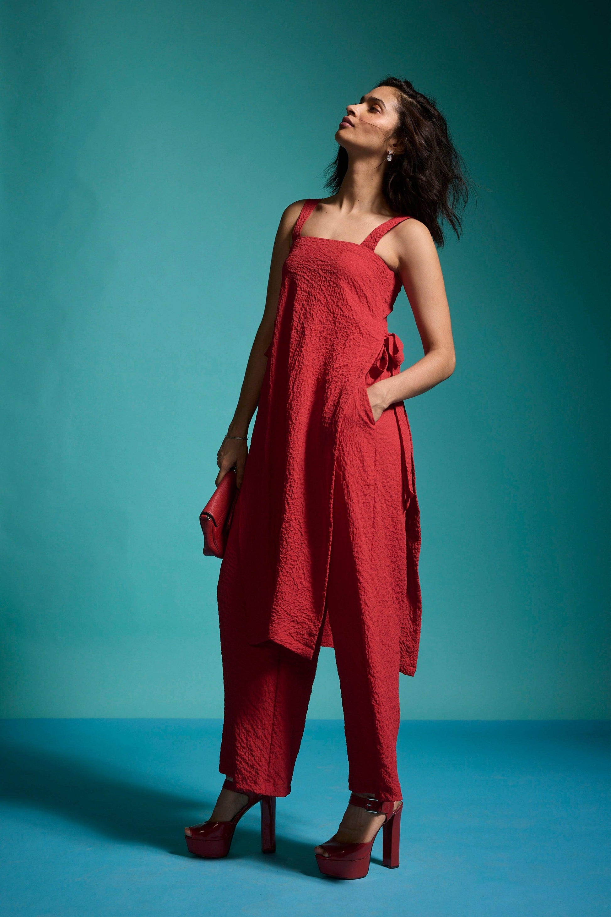 TEXTURED SIDE TIE SET - dash and dot