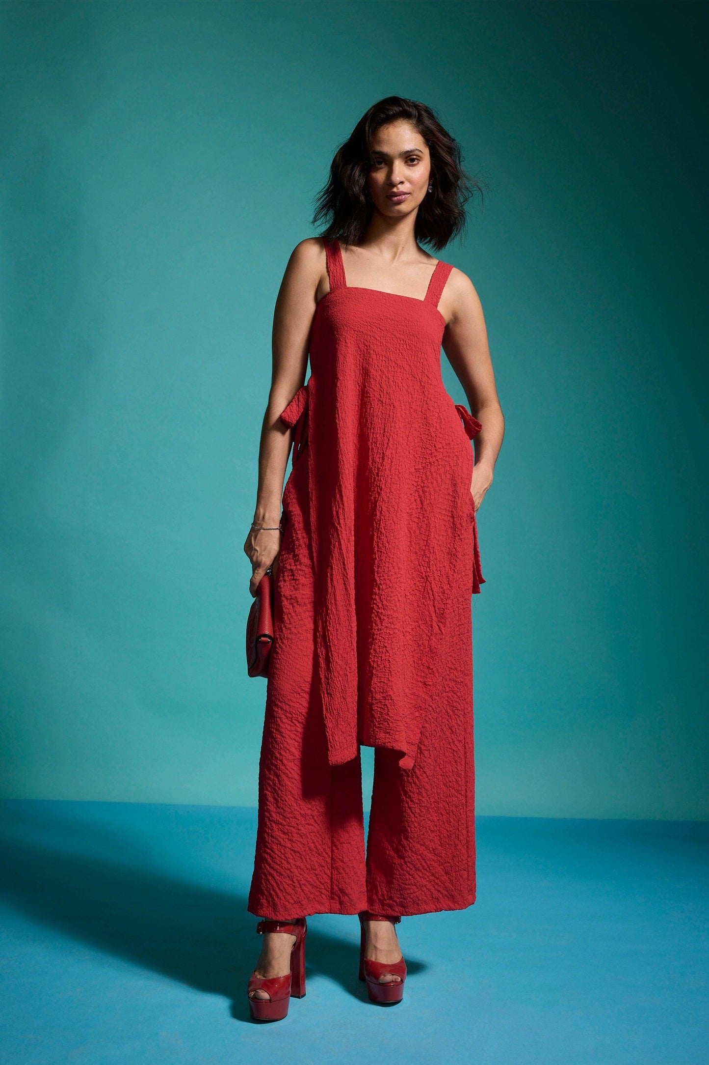 TEXTURED SIDE TIE SET - dash and dot