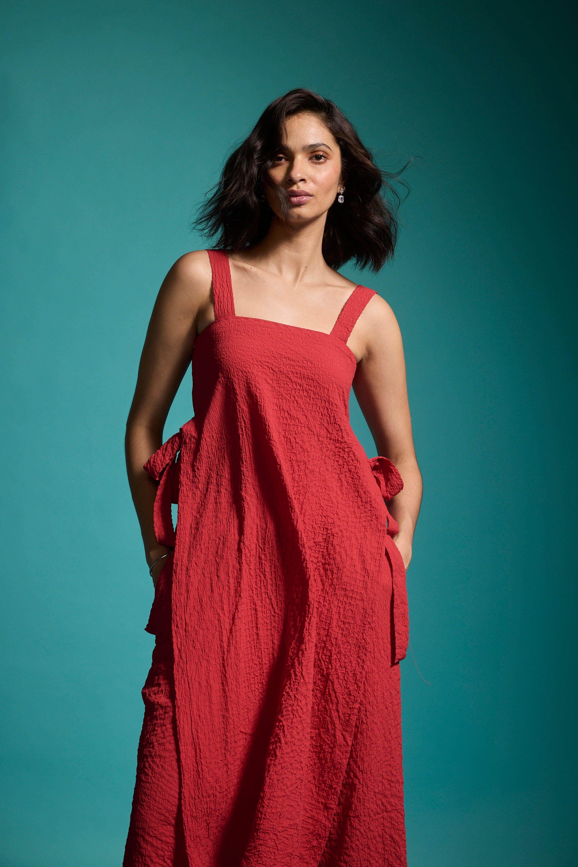 TEXTURED SIDE TIE SET - dash and dot