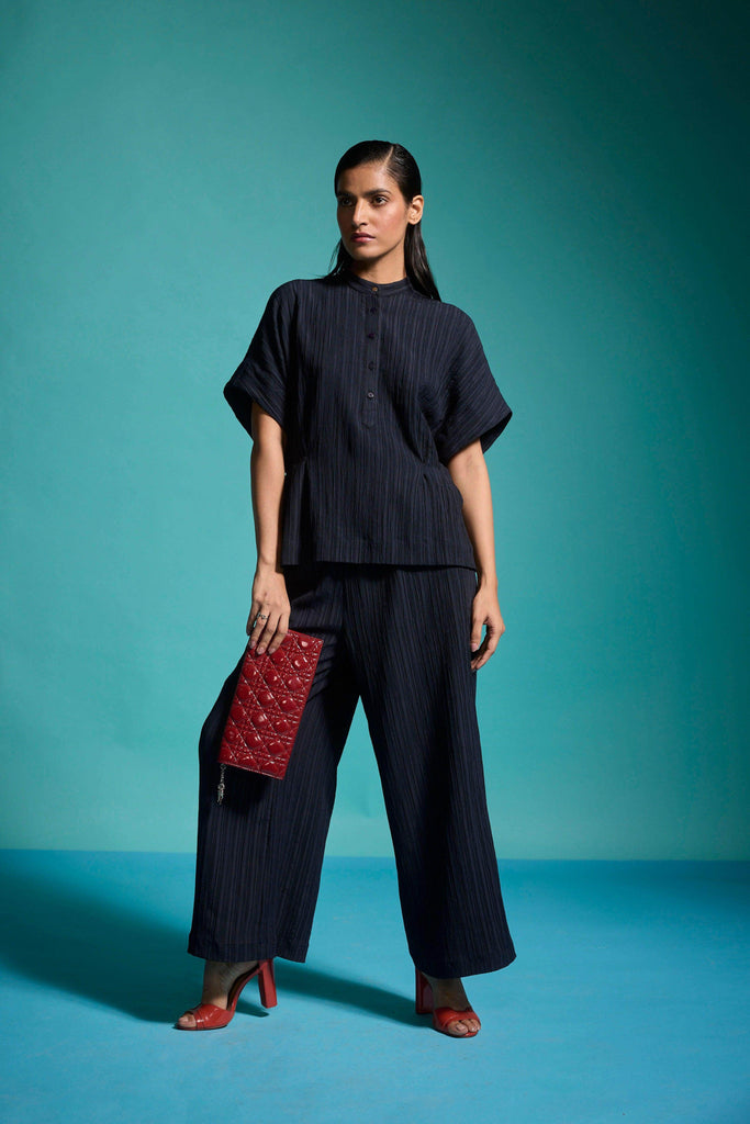 TEXTURED STRUCTURED SET - dash and dot dash and dot