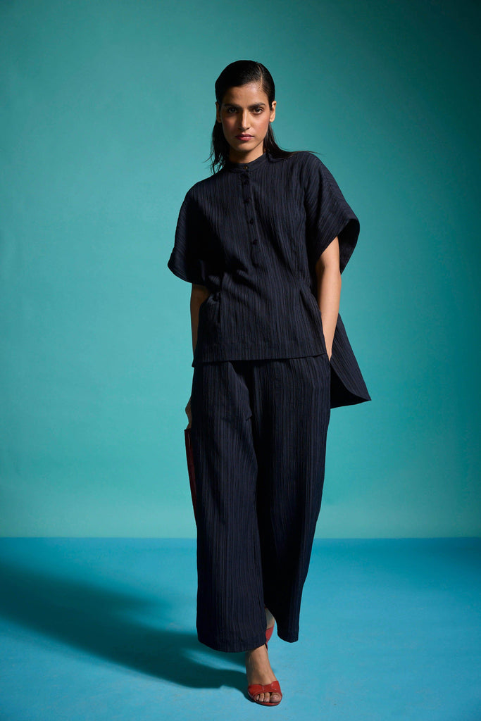 TEXTURED STRUCTURED SET - dash and dot dash and dot