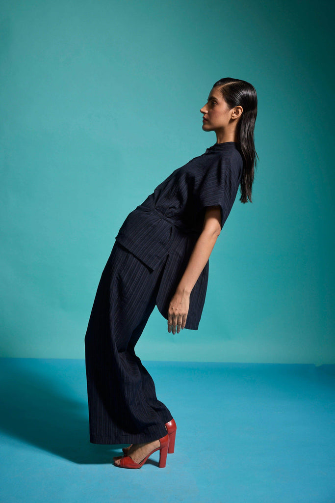 TEXTURED STRUCTURED SET - dash and dot dash and dot