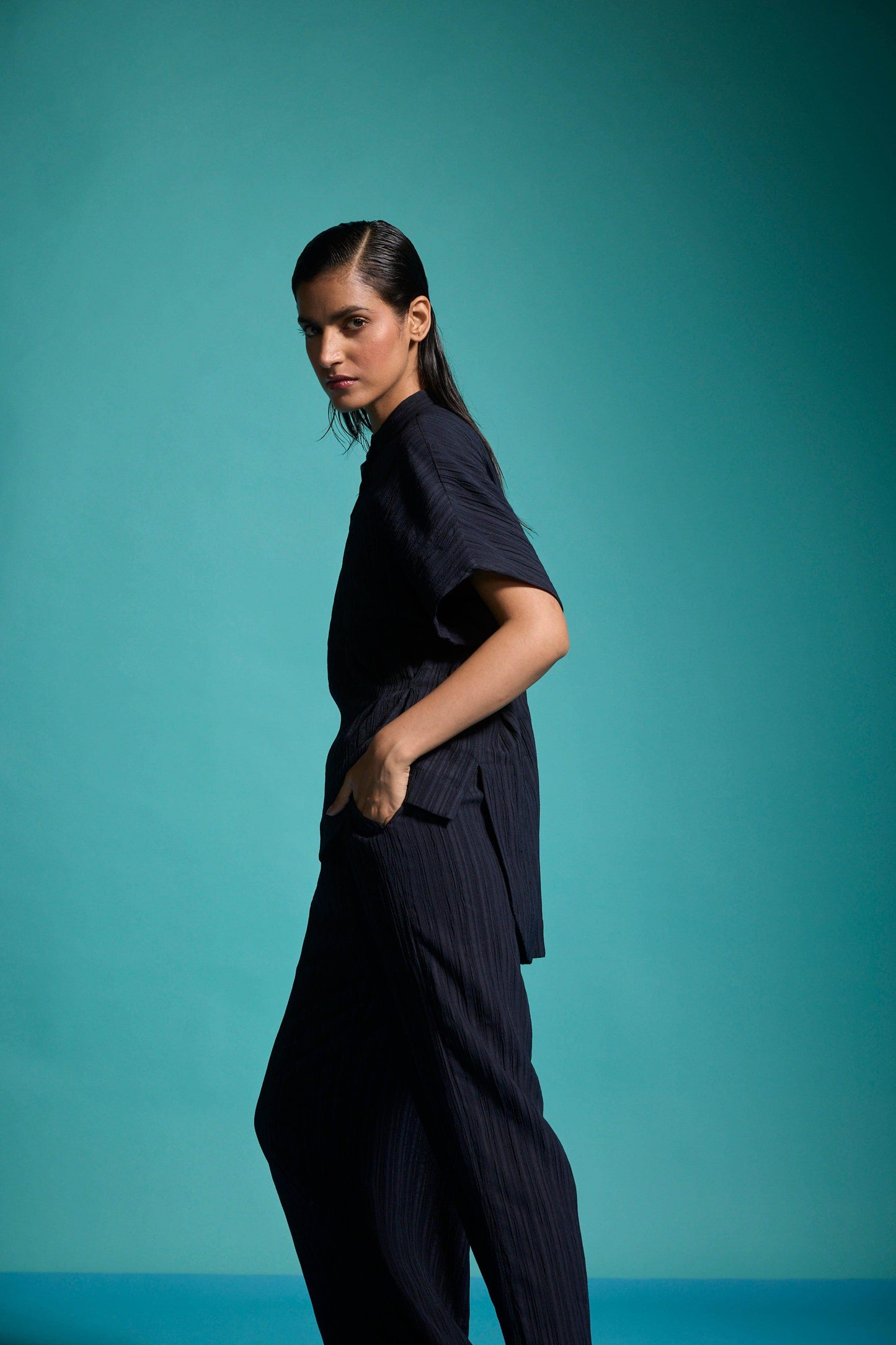 TEXTURED STRUCTURED SHIRT - dash and dot