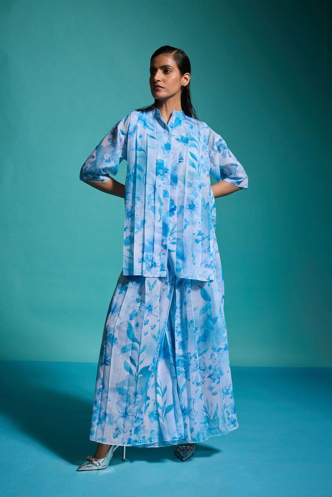 PRINTED PLEAT SET - dash and dot dash and dot