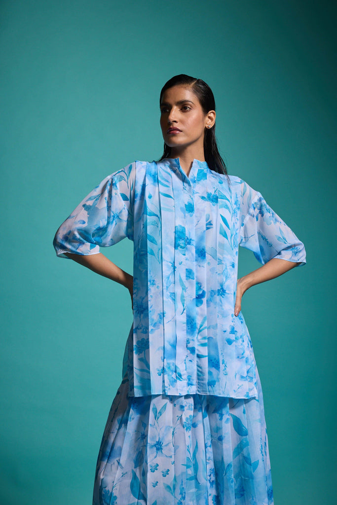 PRINTED PLEAT SET - dash and dot dash and dot