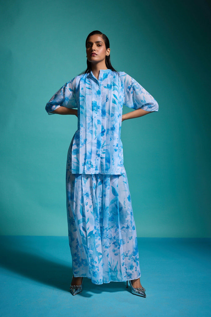 PRINTED PLEAT SET - dash and dot dash and dot