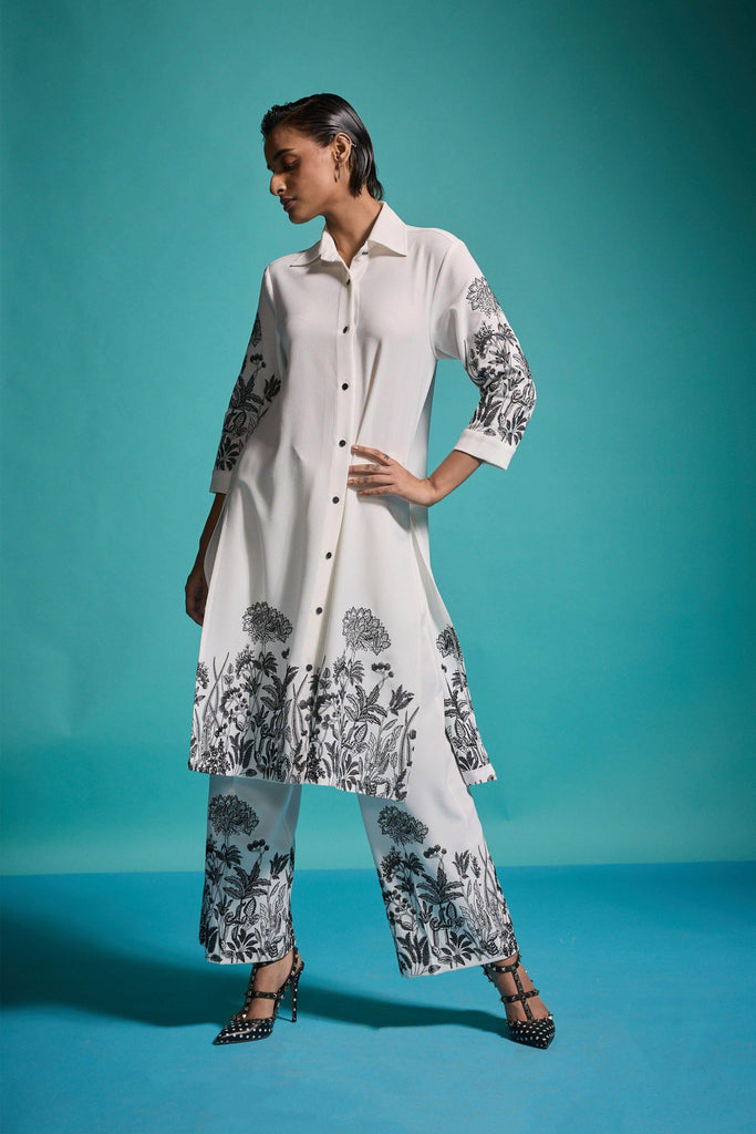 OUTLINE EMBROIDERED PANT - dash and dot dash and dot