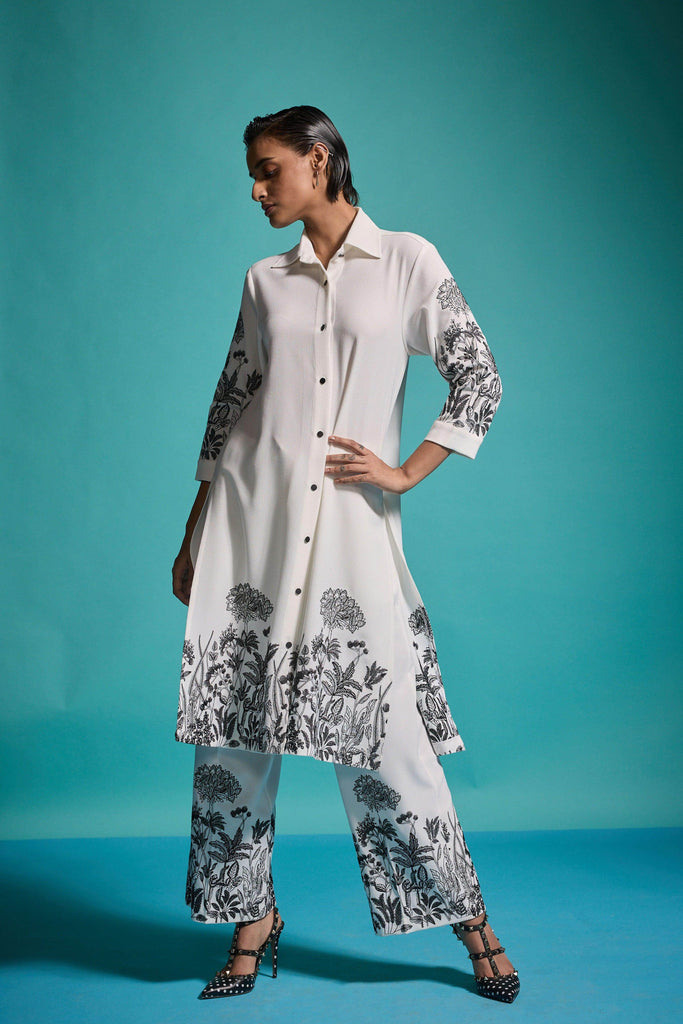 OUTLINE EMBROIDERED SHIRT - dash and dot dash and dot