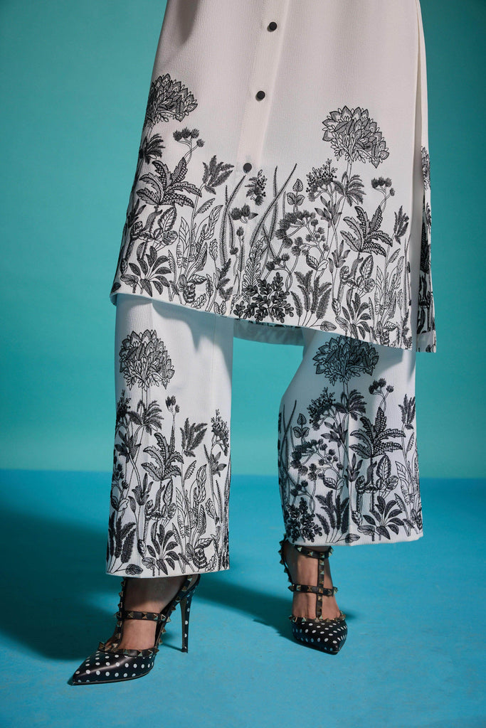 OUTLINE EMBROIDERED PANT - dash and dot dash and dot