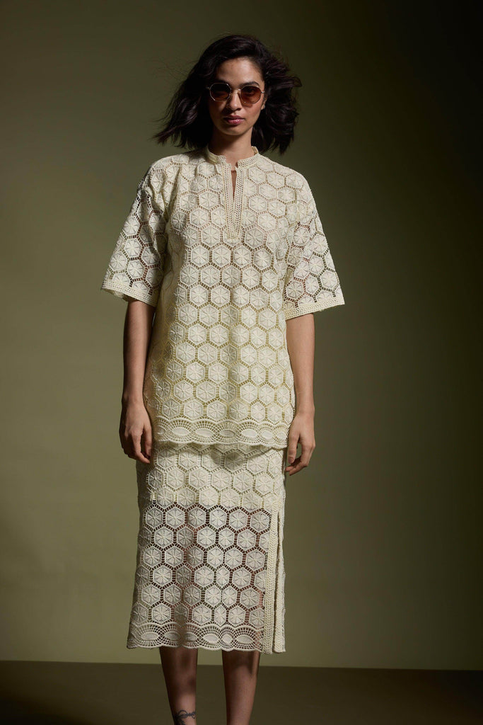 LEMON LACE TOP - dash and dot dash and dot