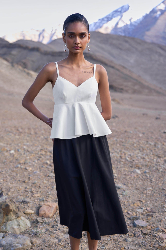 BLACK FLARE SKIRT - dash and dot dash and dot