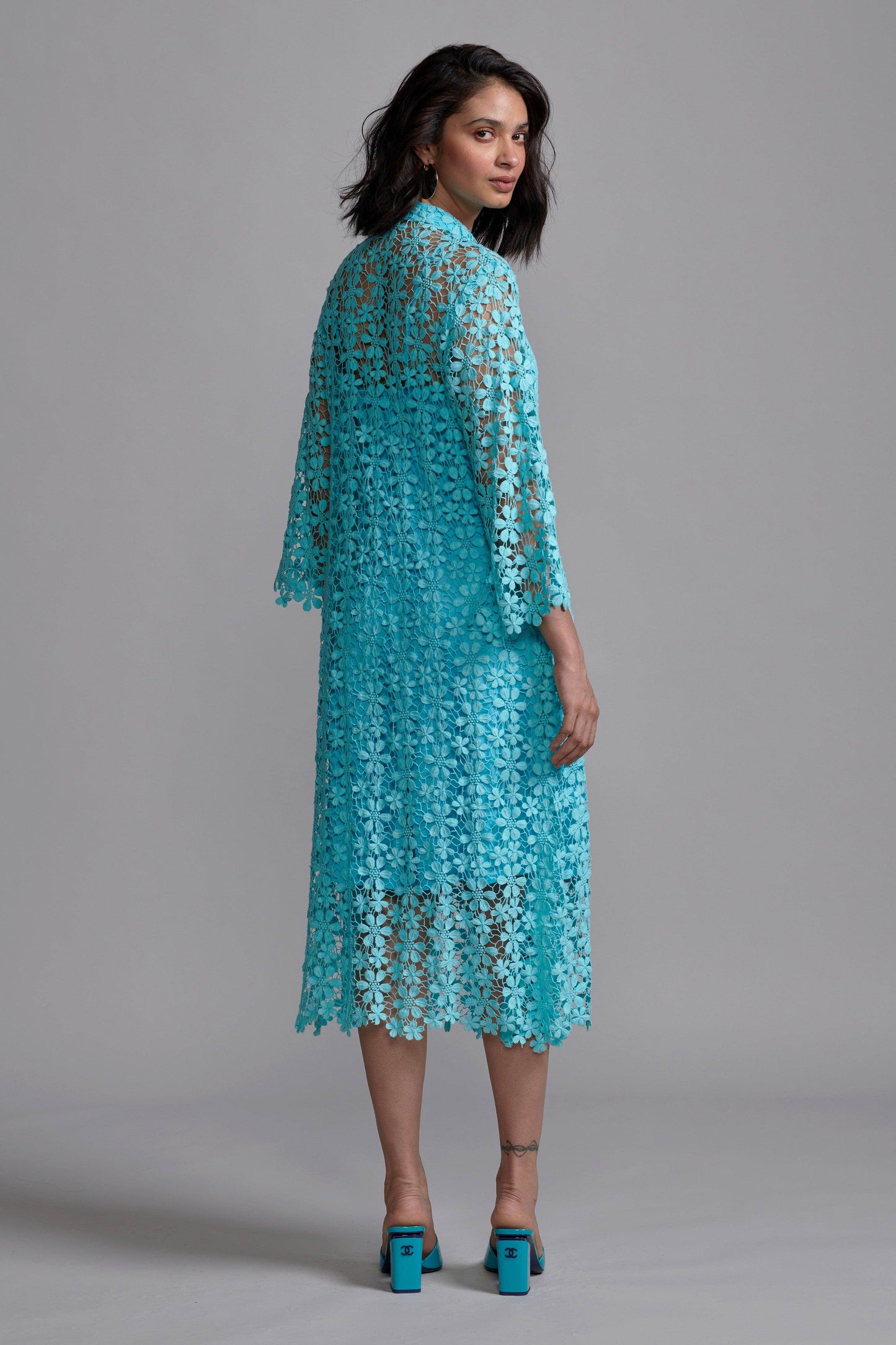 FLORAL LACE MIDI - dash and dot