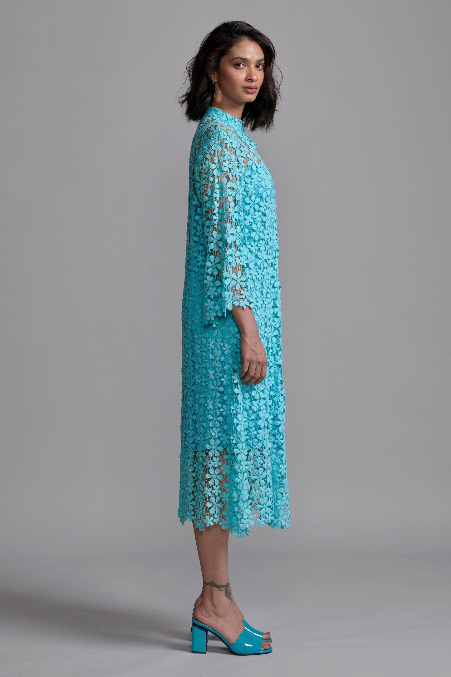 FLORAL LACE MIDI - dash and dot