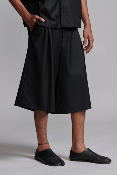 PLEATED LONG SHORTS - dash and dot