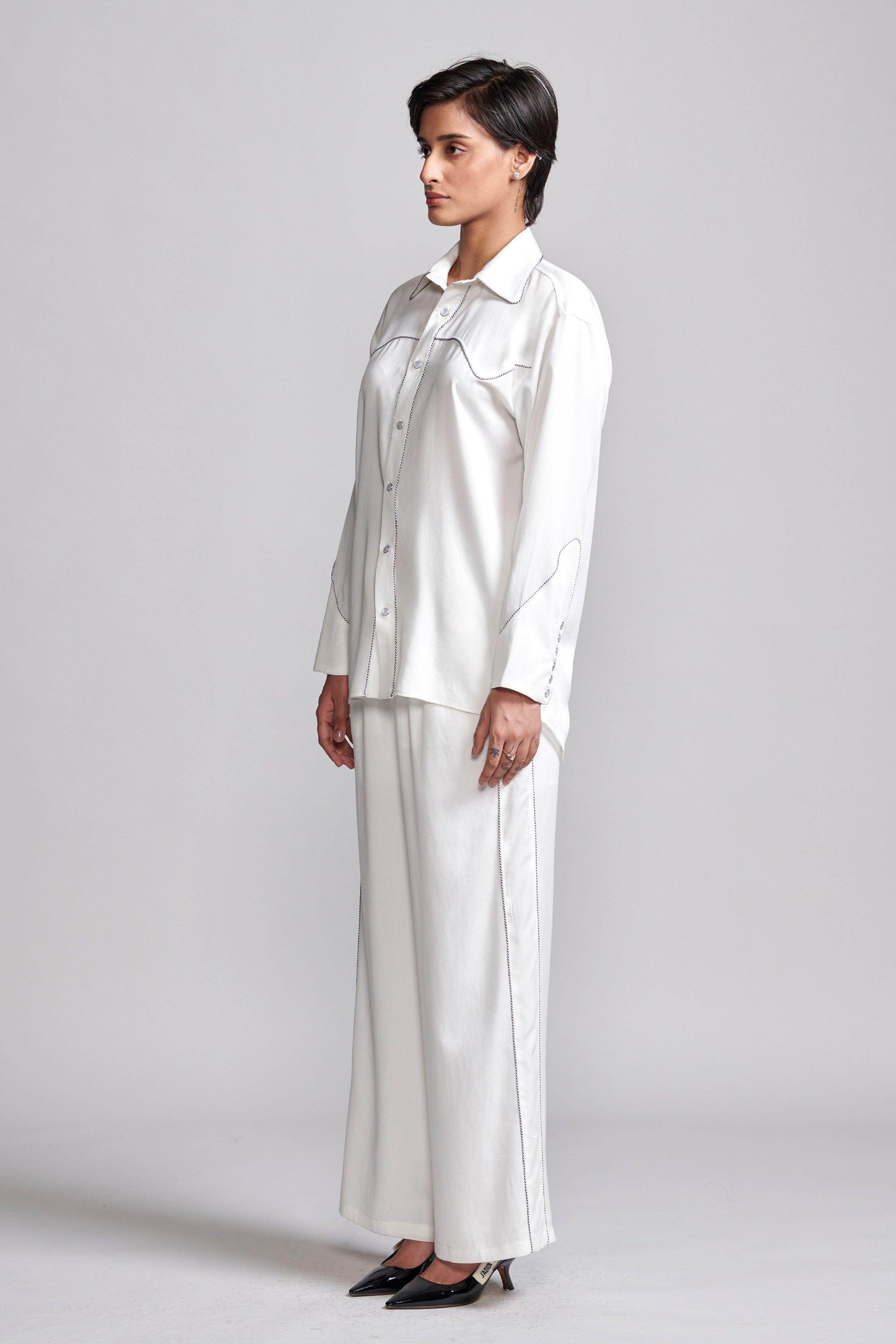 CONTRAST PIPED SET - dash and dot