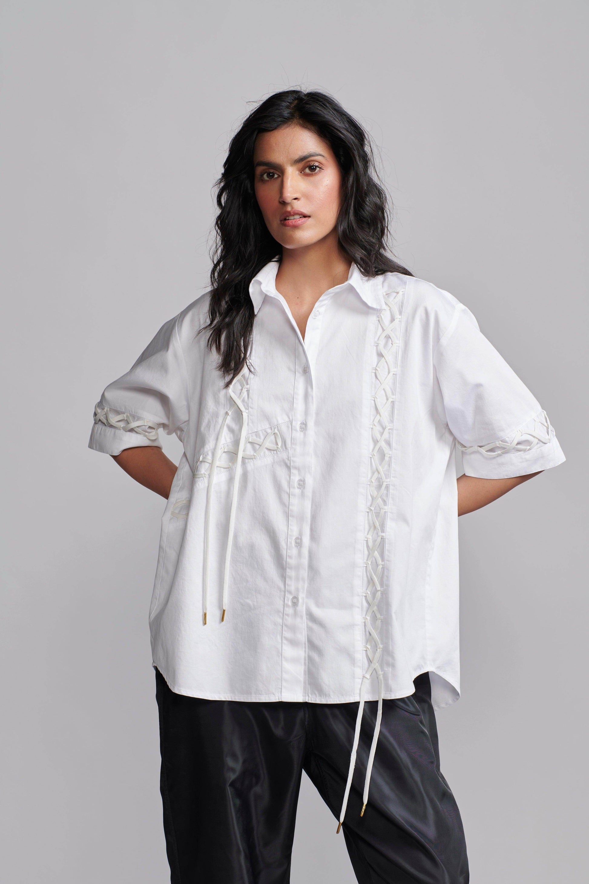 SHOELACE SHIRT - dash and dot