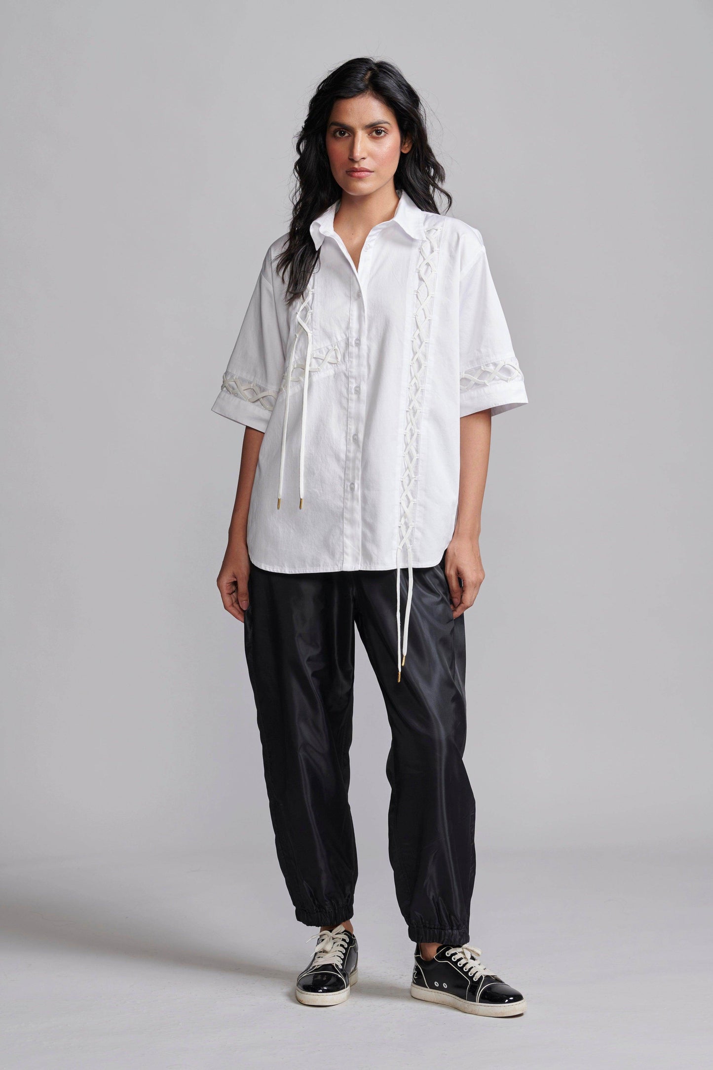 SHOELACE SHIRT - dash and dot