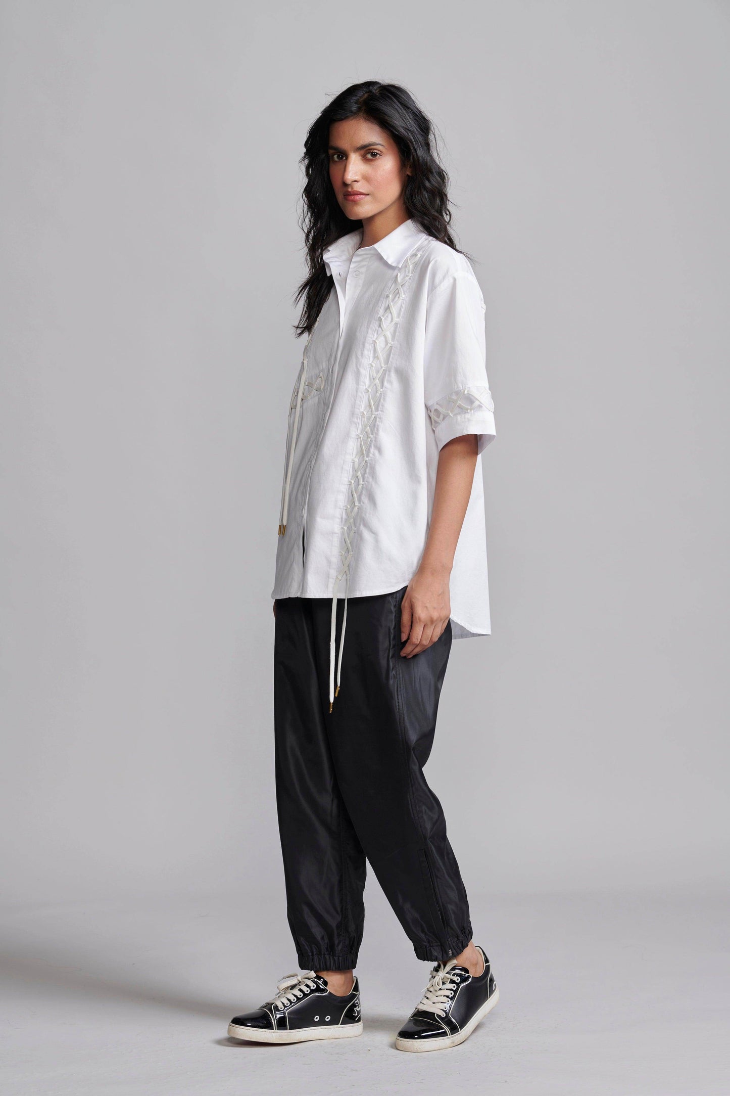 SHOELACE SHIRT - dash and dot