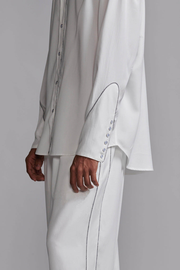 CONTRAST PIPED SET - dash and dot dash and dot