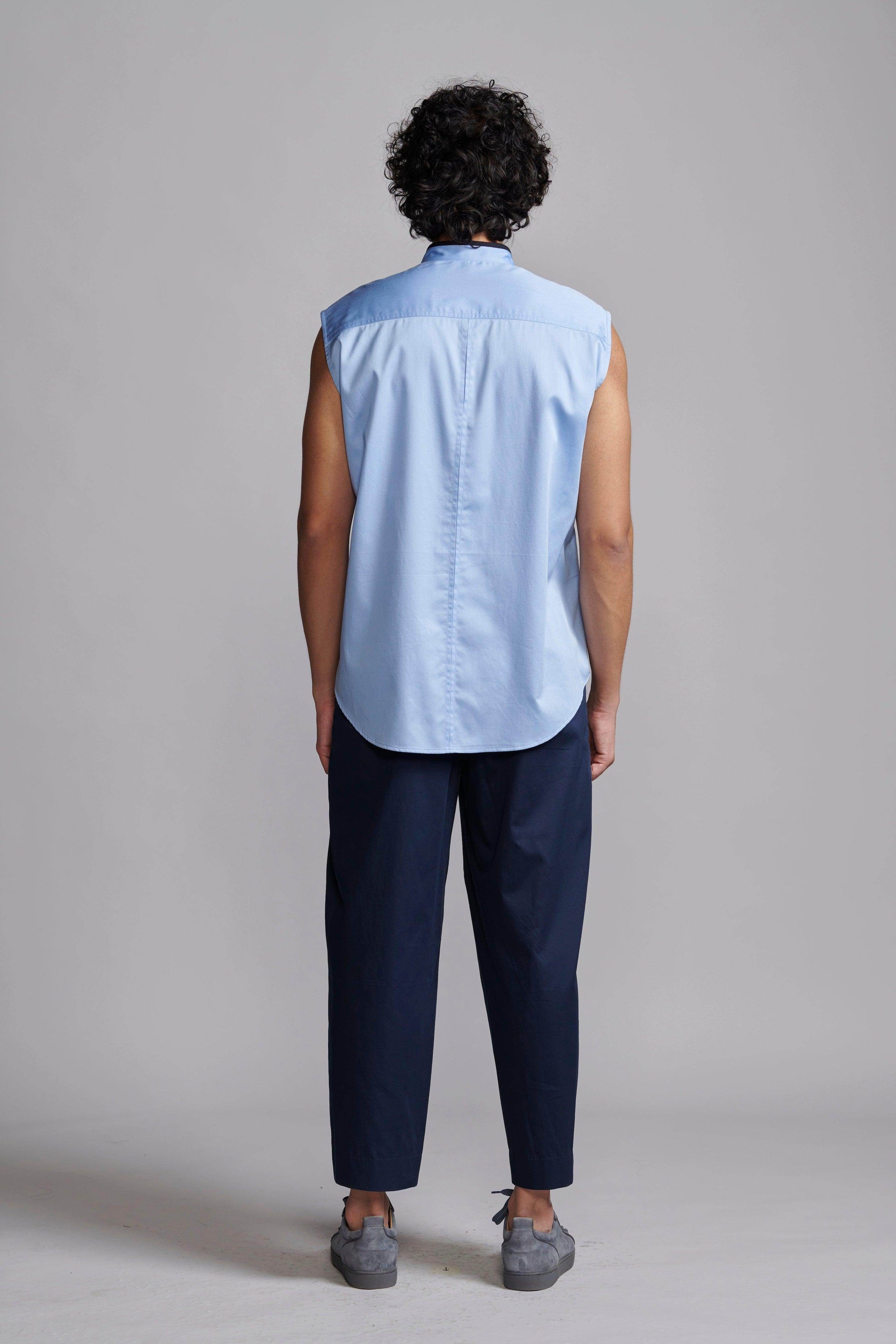 SLEEVELESS SHIRT - dash and dot