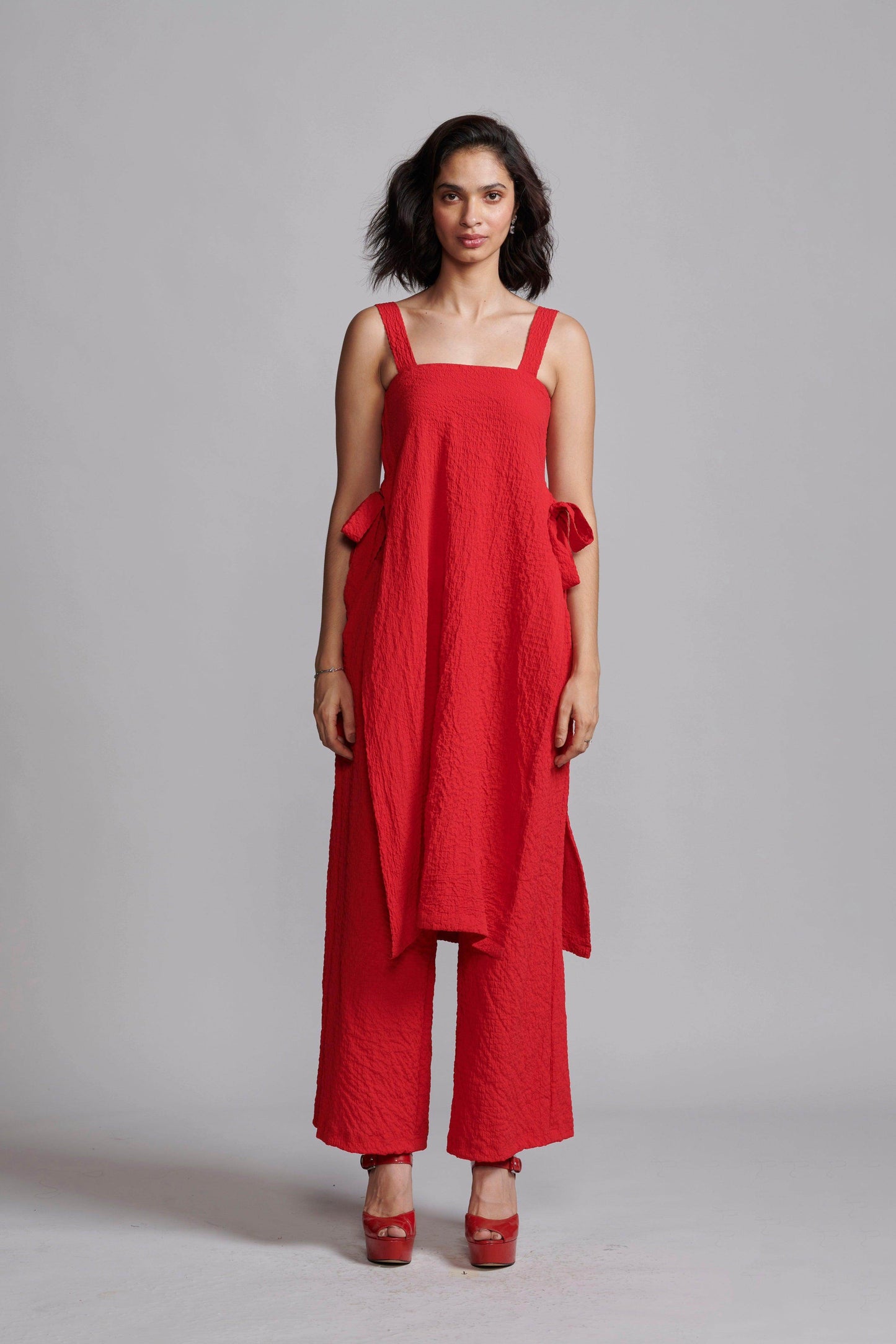 TEXTURED SIDE TIE SET - dash and dot