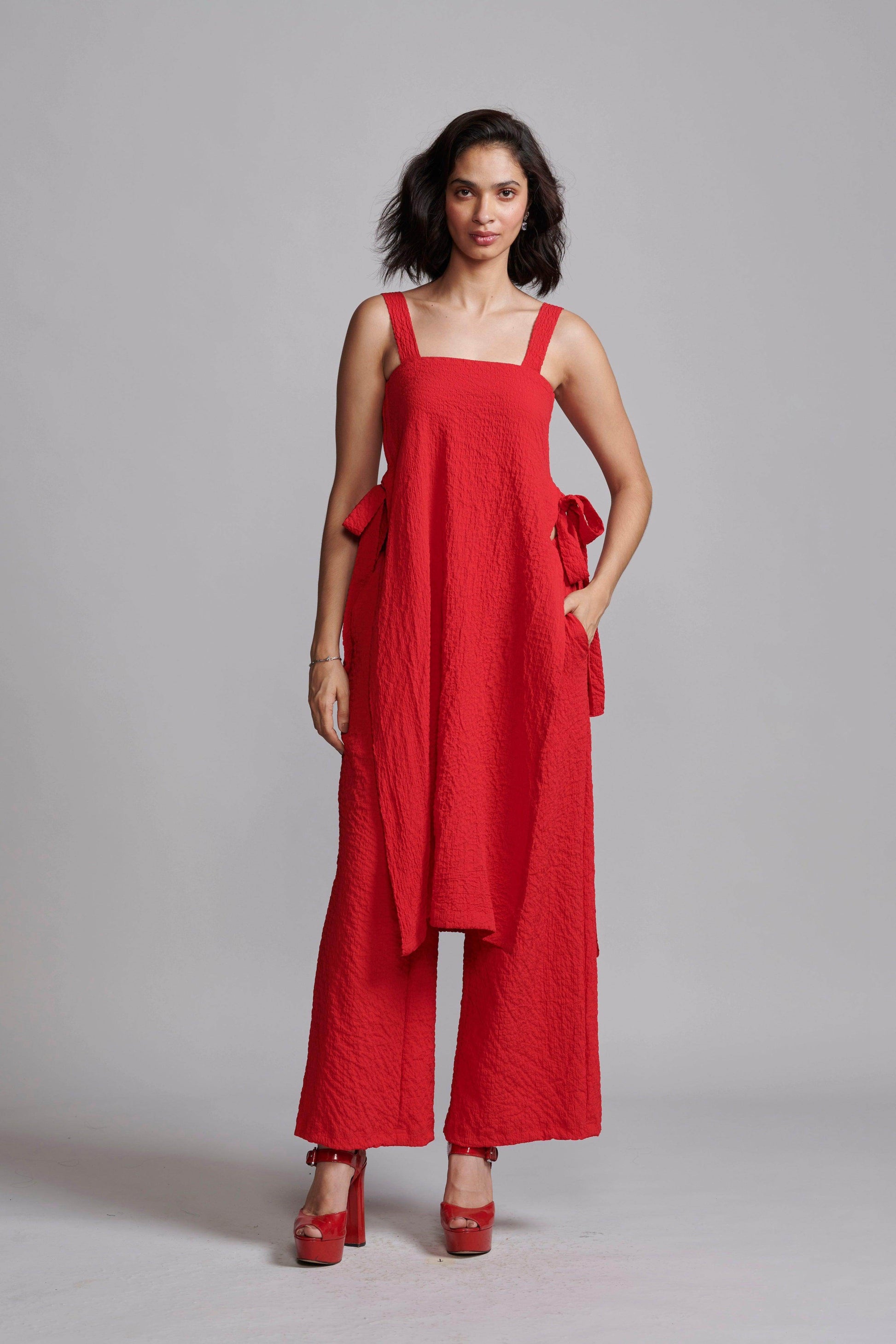 TEXTURED SIDE TIE SET - dash and dot