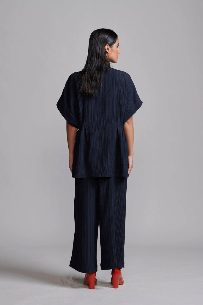 TEXTURED STRUCTURED SET - dash and dot dash and dot