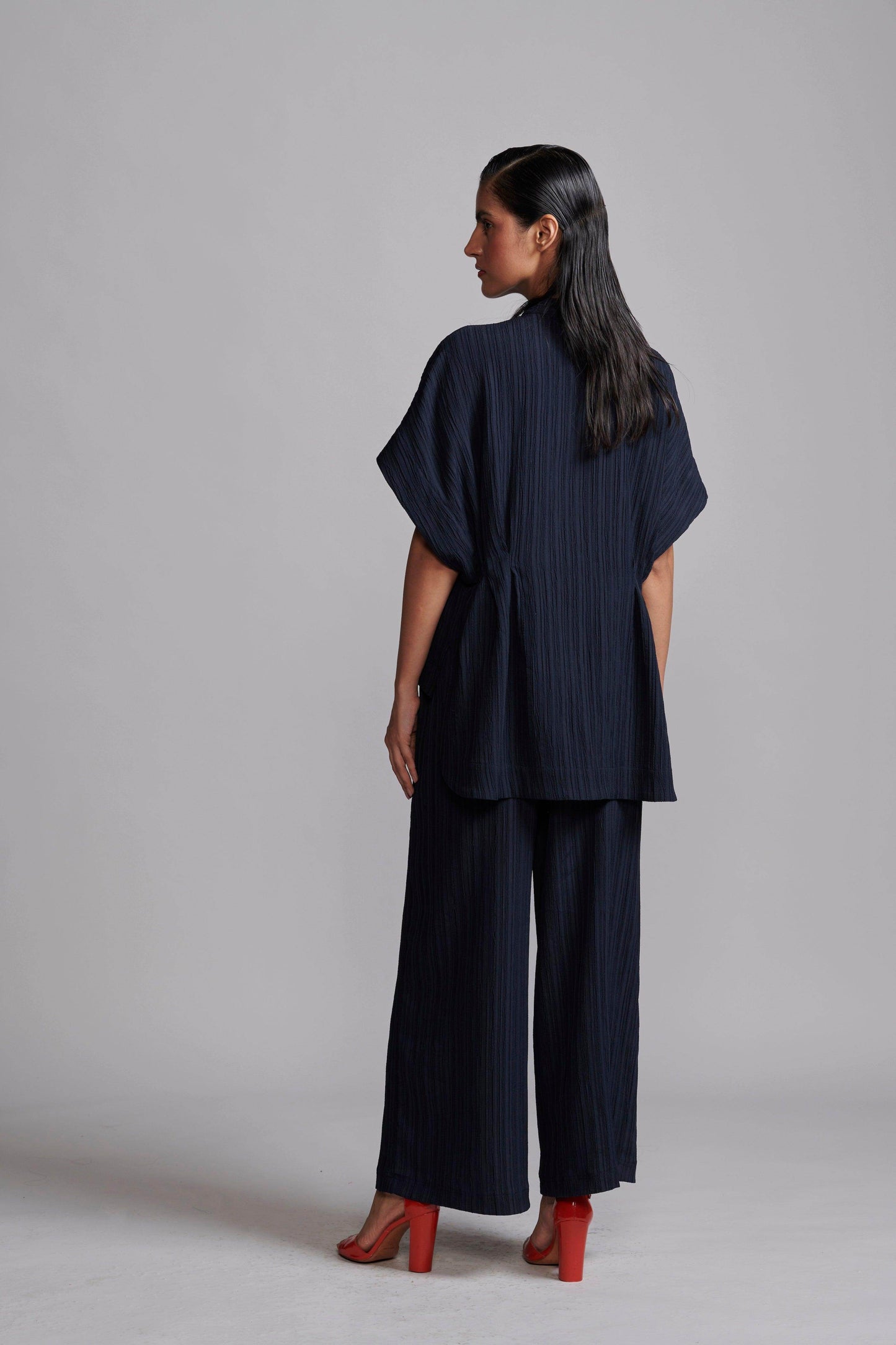 TEXTURED CRINKLE PANT - dash and dot