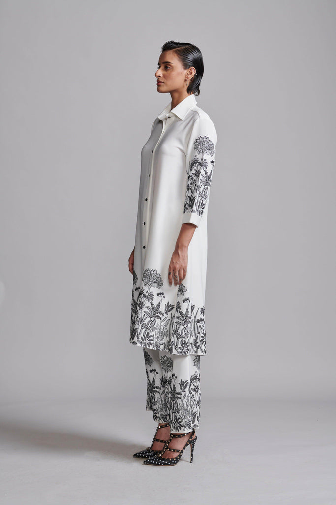 OUTLINE EMBROIDERED PANT - dash and dot dash and dot