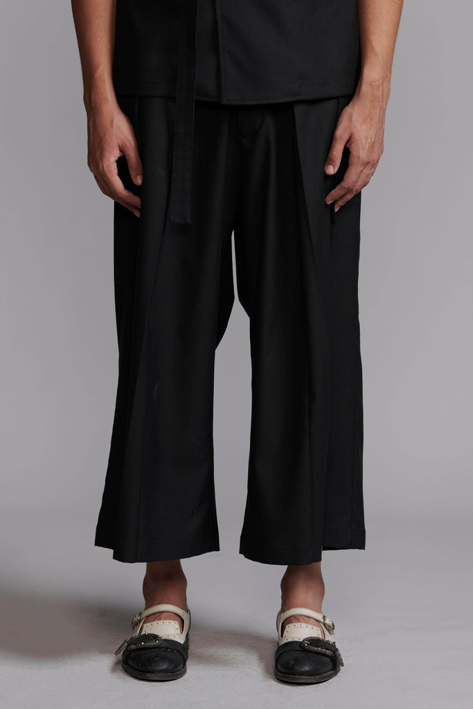 SLEEVELESS BLAZER AND PLEAT PANT SET - dash and dot dash and dot