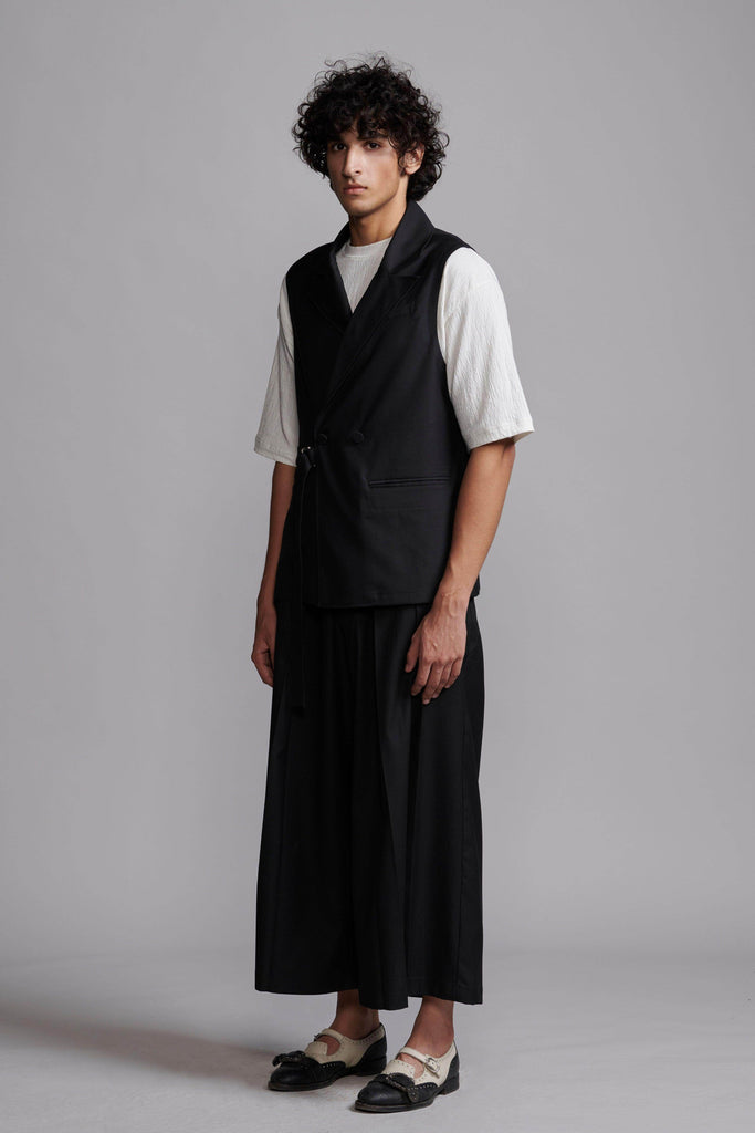 SLEEVELESS BLAZER AND PLEAT PANT SET - dash and dot dash and dot