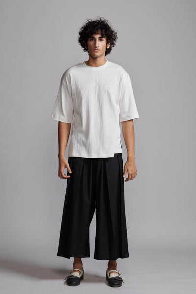 CRINKLE TEXTURED TEE - dash and dot