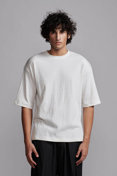 CRINKLE TEXTURED TEE - dash and dot