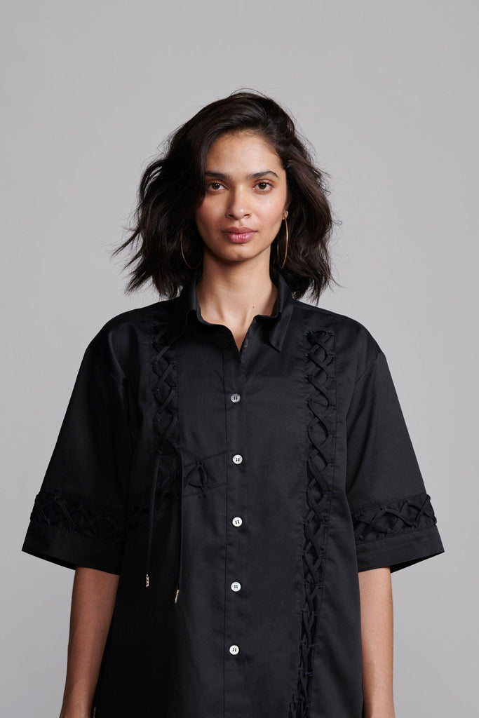 SHOELACE SHIRT - dash and dot dash and dot