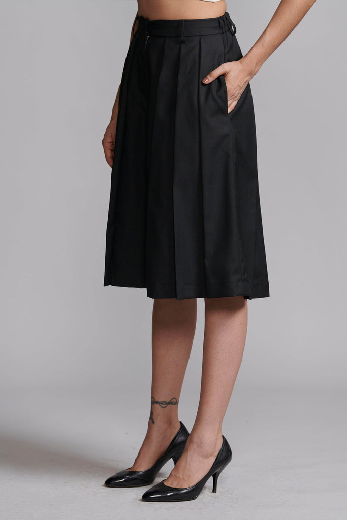 PLEATED SHORTS - dash and dot dash and dot