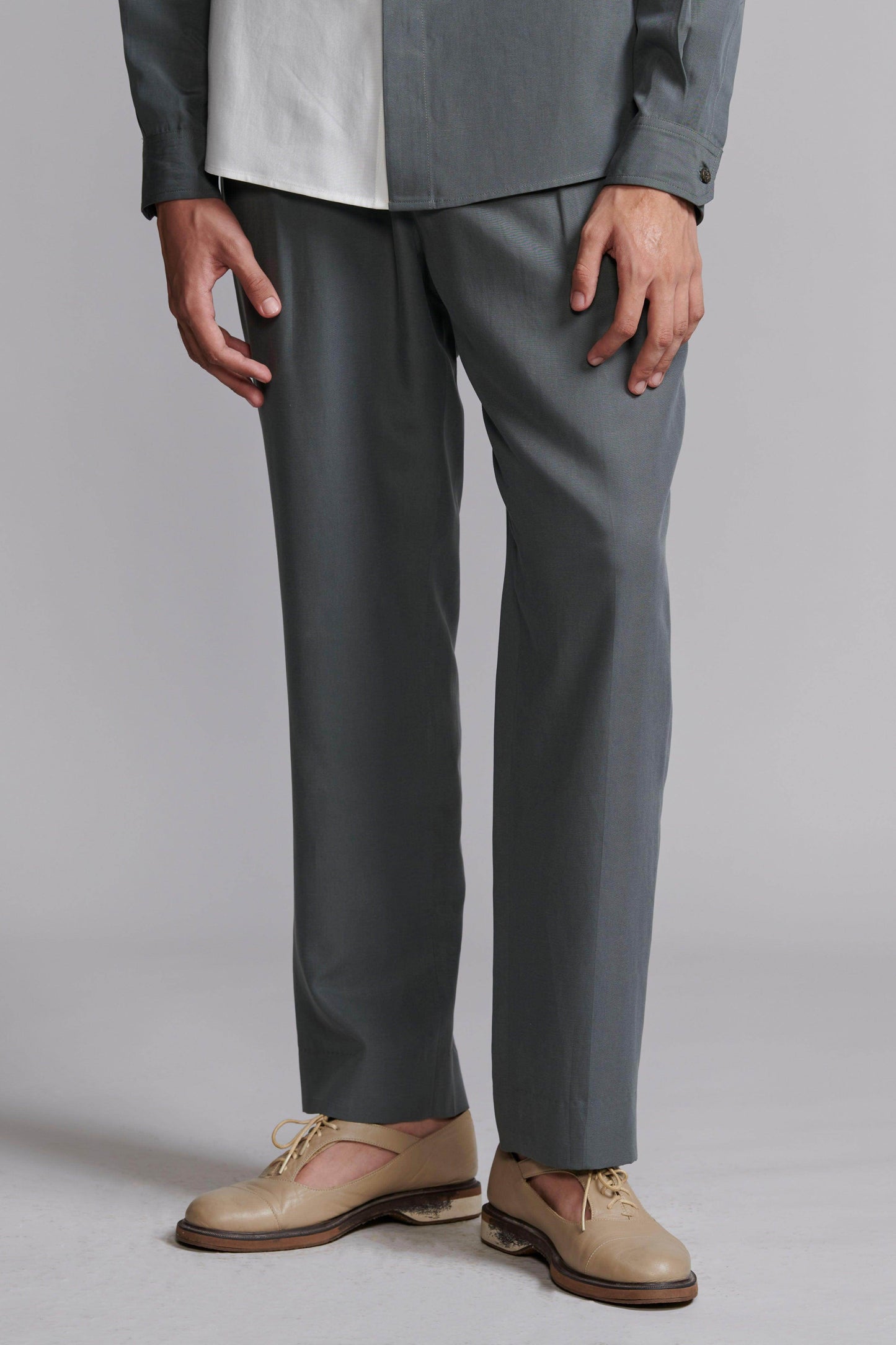 GREY/WHITE BLOCKED SET - dash and dot