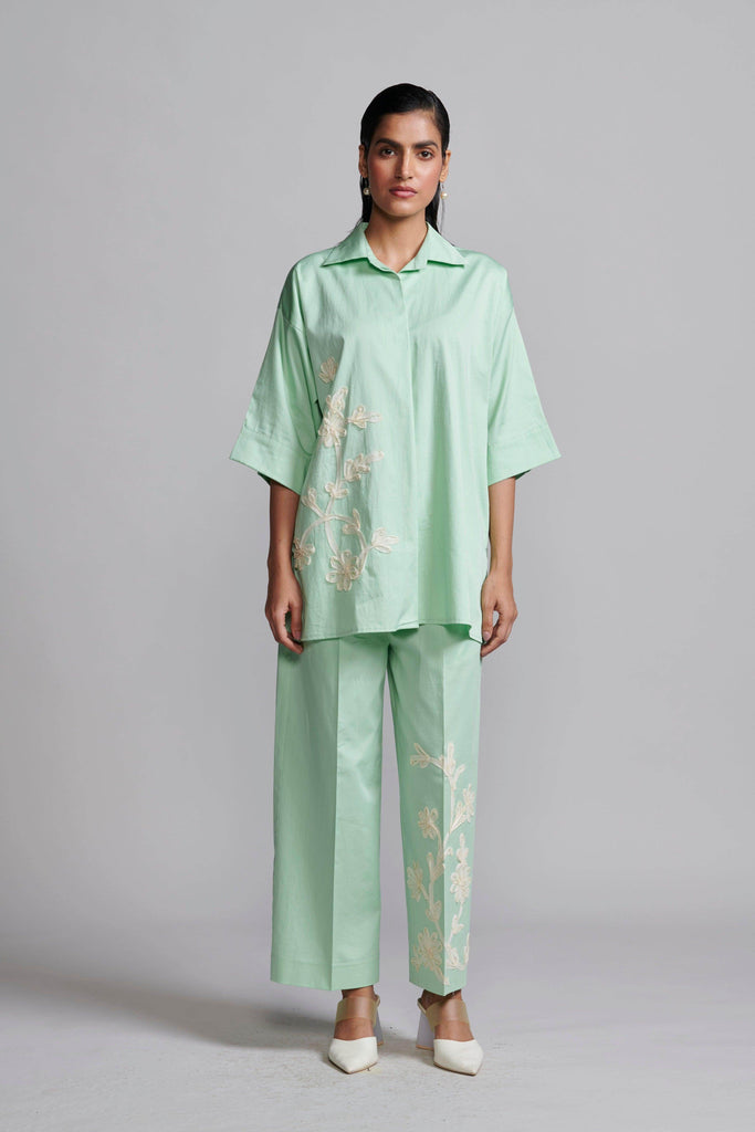 MOTIF EMBROIDERED SHIRT - dash and dot dash and dot