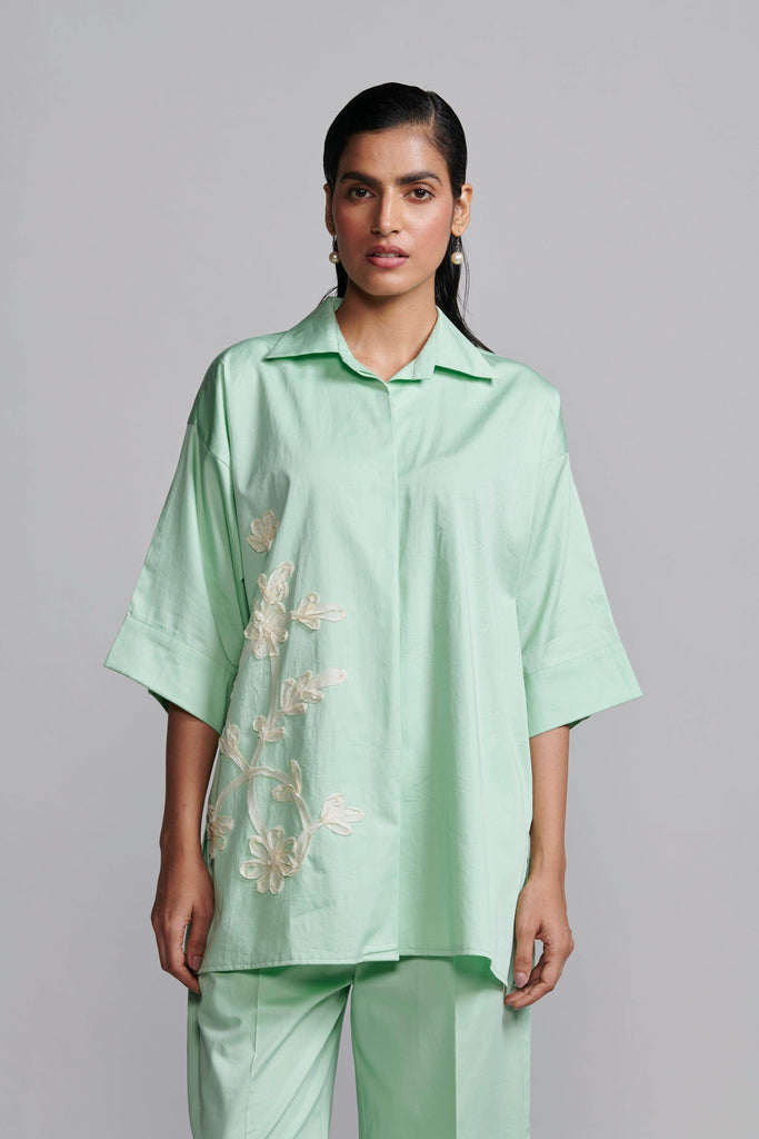 MOTIF EMBROIDERED SHIRT - dash and dot dash and dot