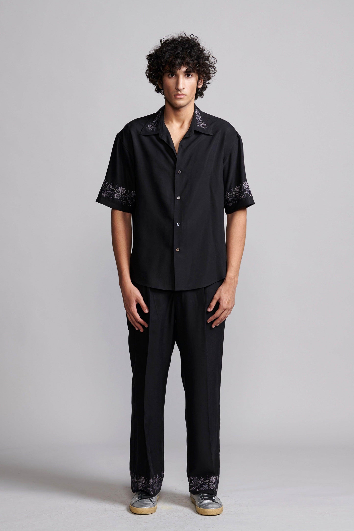 METALLIC EMBROIDERED PANT - dash and dot