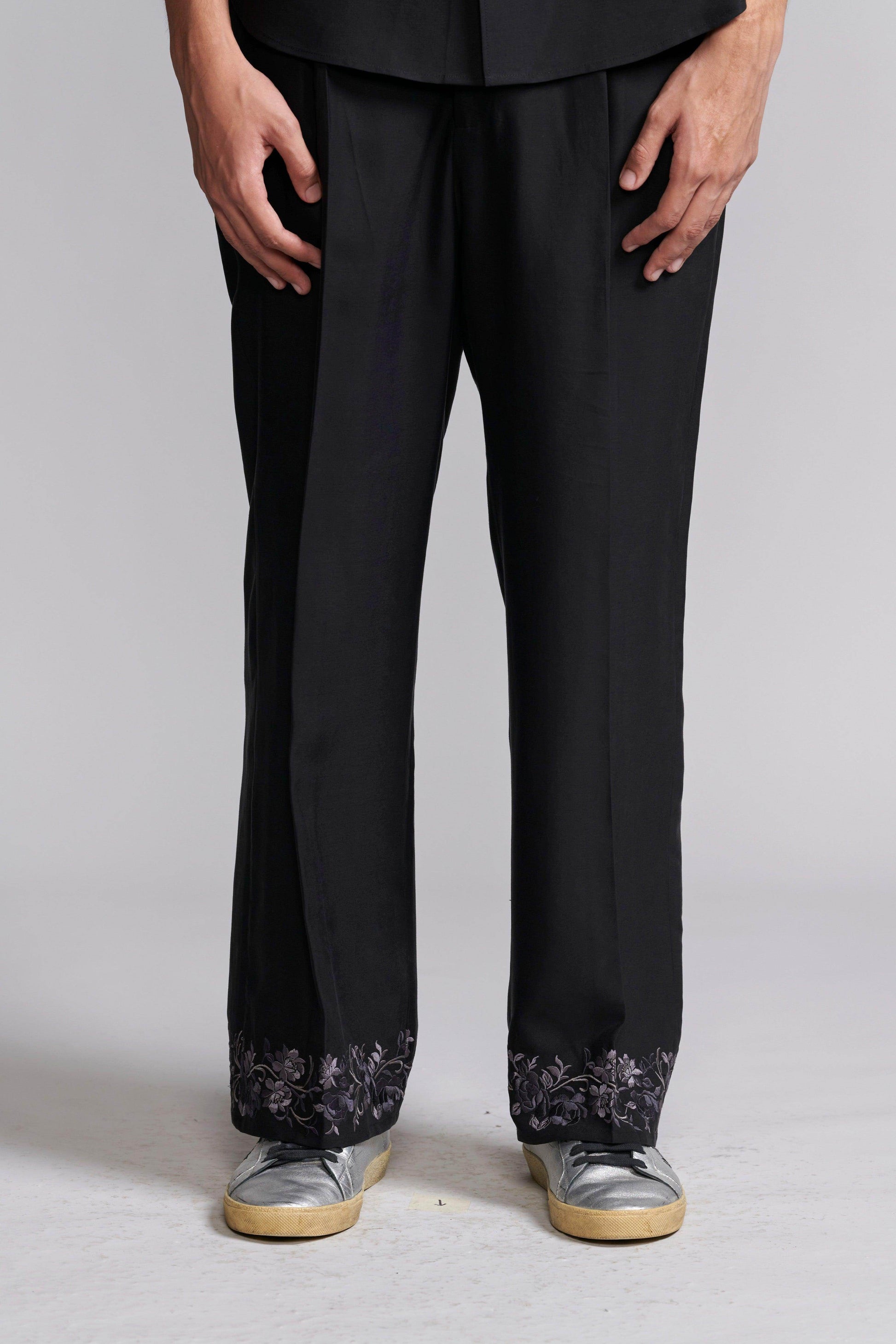 METALLIC EMBROIDERED SET - dash and dot