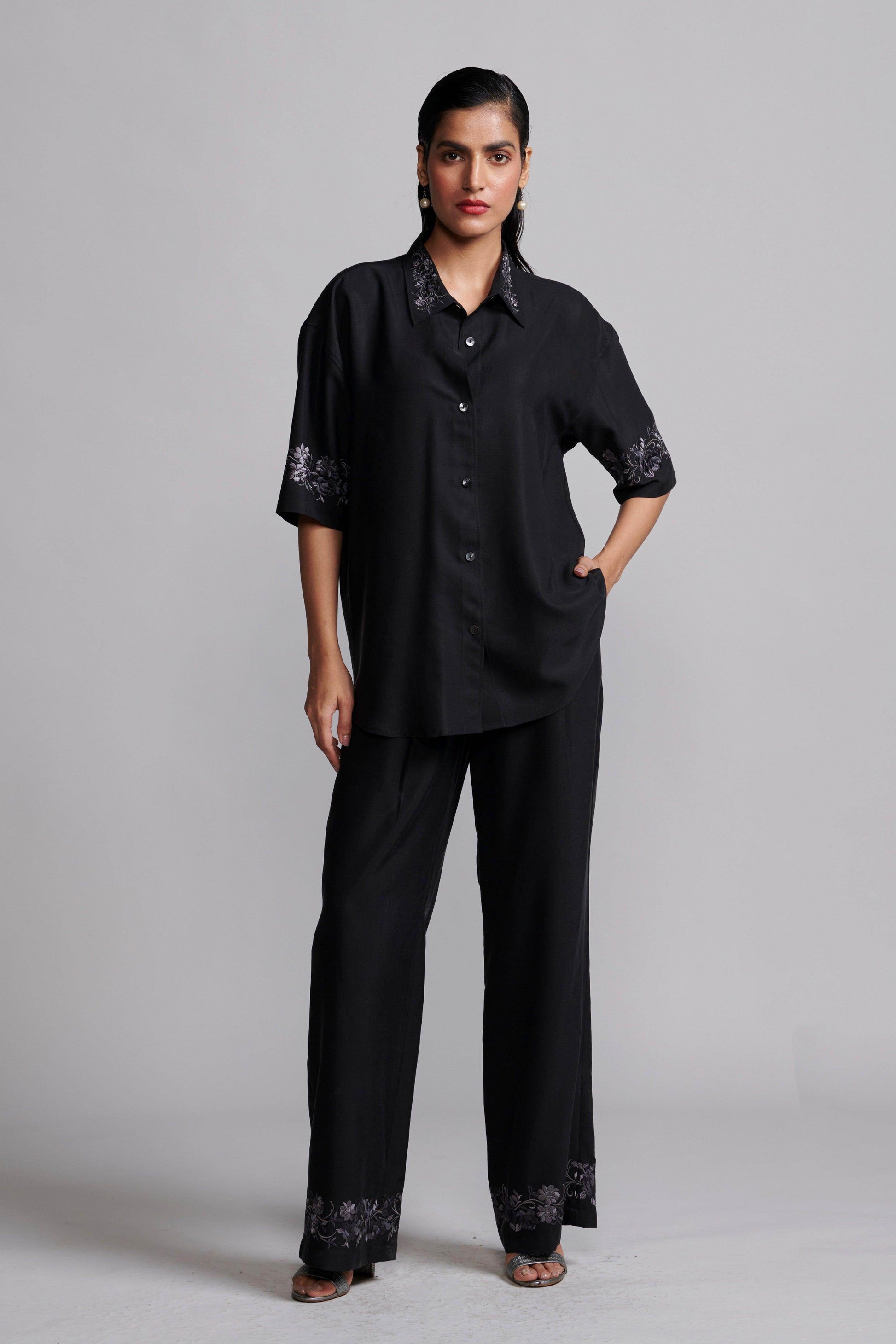 METALLIC EMBROIDERED PANT - dash and dot