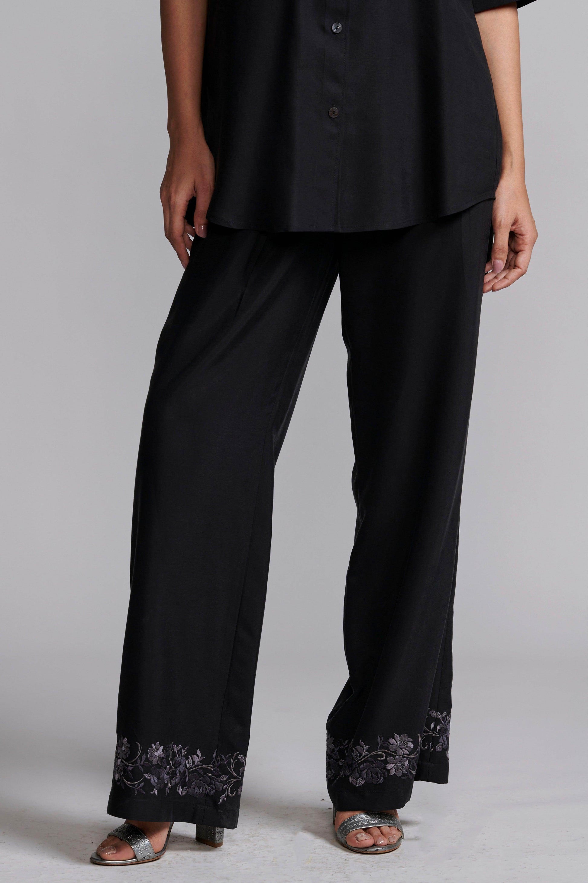 METALLIC EMBROIDERED PANT - dash and dot