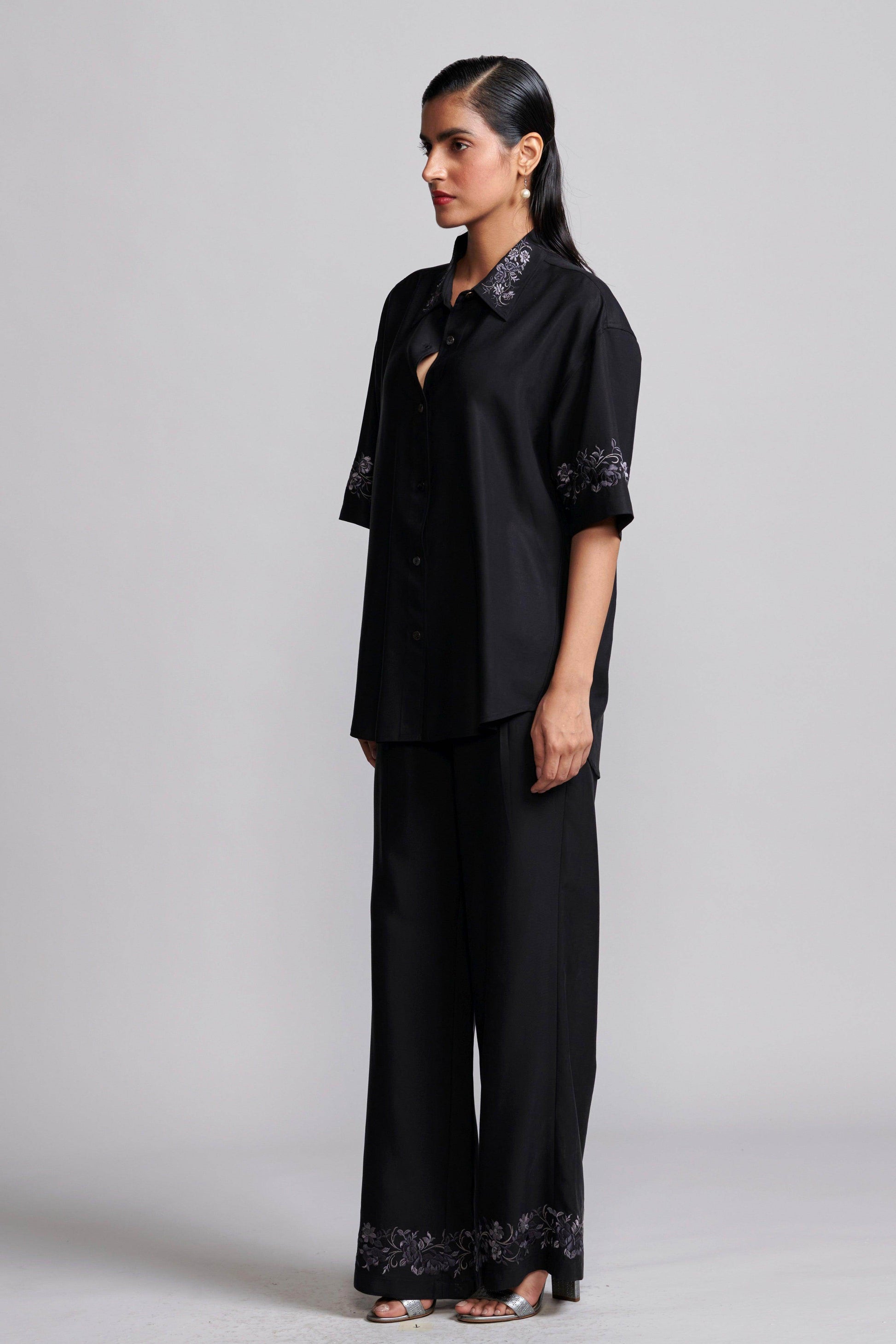 METALLIC EMBROIDERED PANT - dash and dot